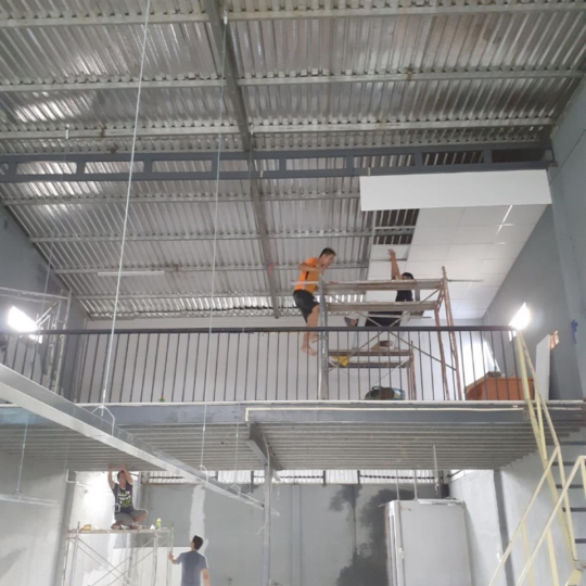 Thi công Thạch cao nhà kho , nhà xưởng 