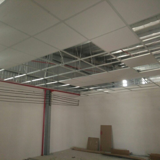 Thi công Thạch cao nhà kho , nhà xưởng 